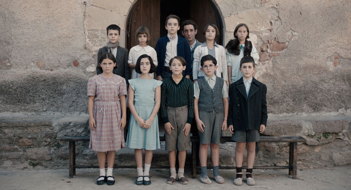 Groep kinderen op een klassenfoto