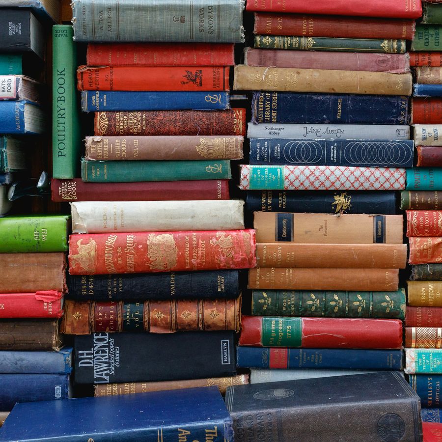 stapels boeken